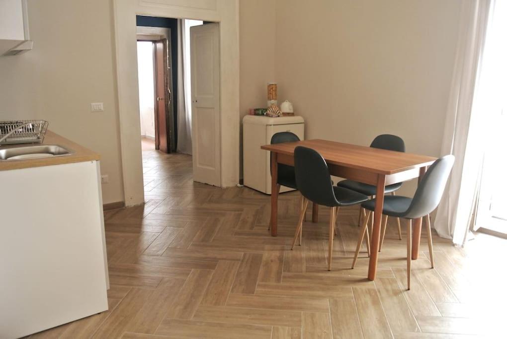 Scio' Apartment-Centro Storico- Nápoly Kültér fotó
